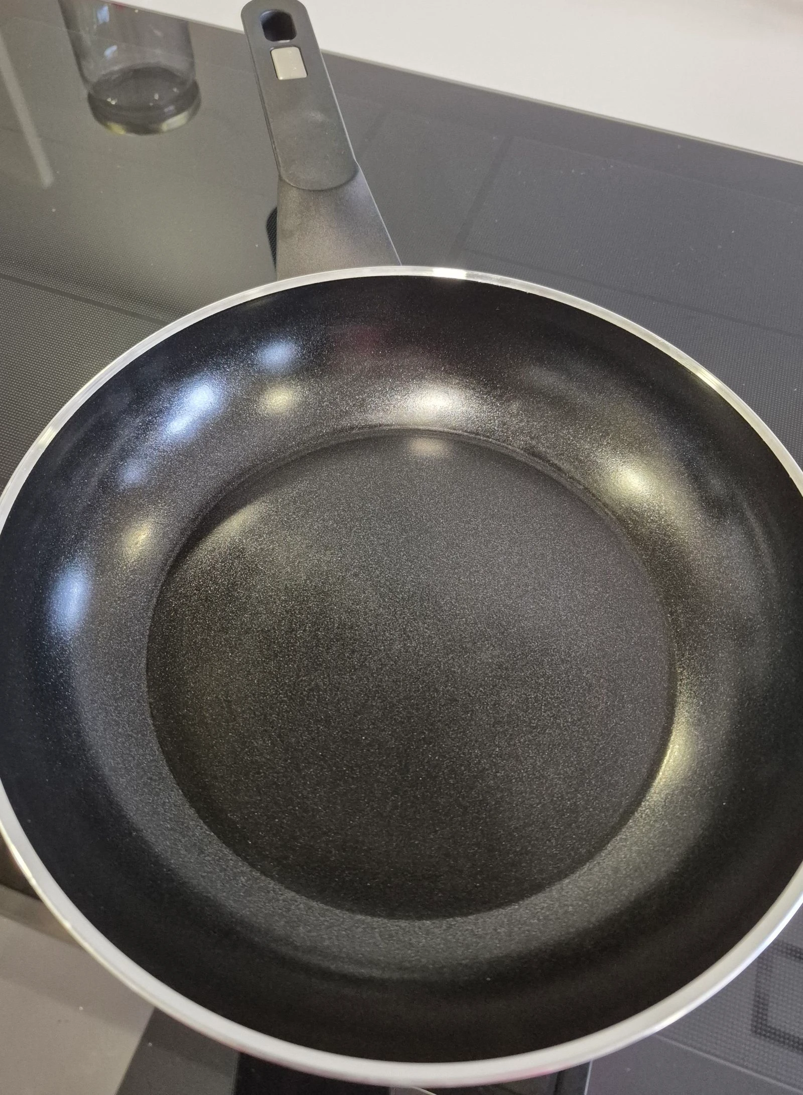 Frigideira 24cm nova/Nouvelle poêle/Nuova padella/Sartén nueva – photo 4